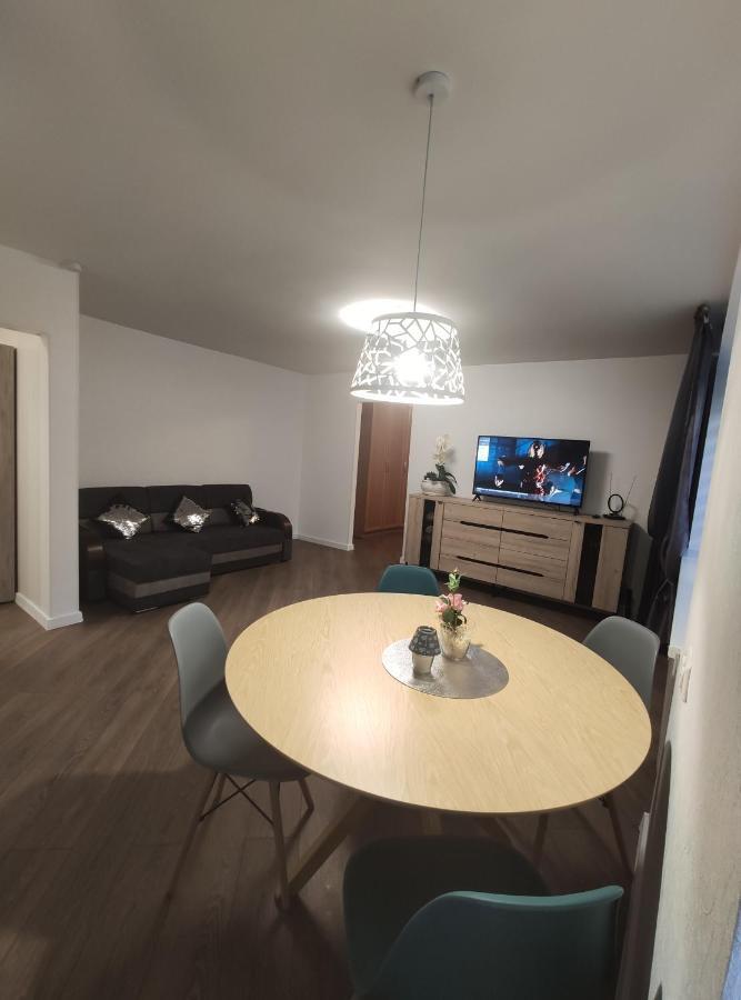 Cozy Stay In Unique Town - Kėdainiai Exteriör bild